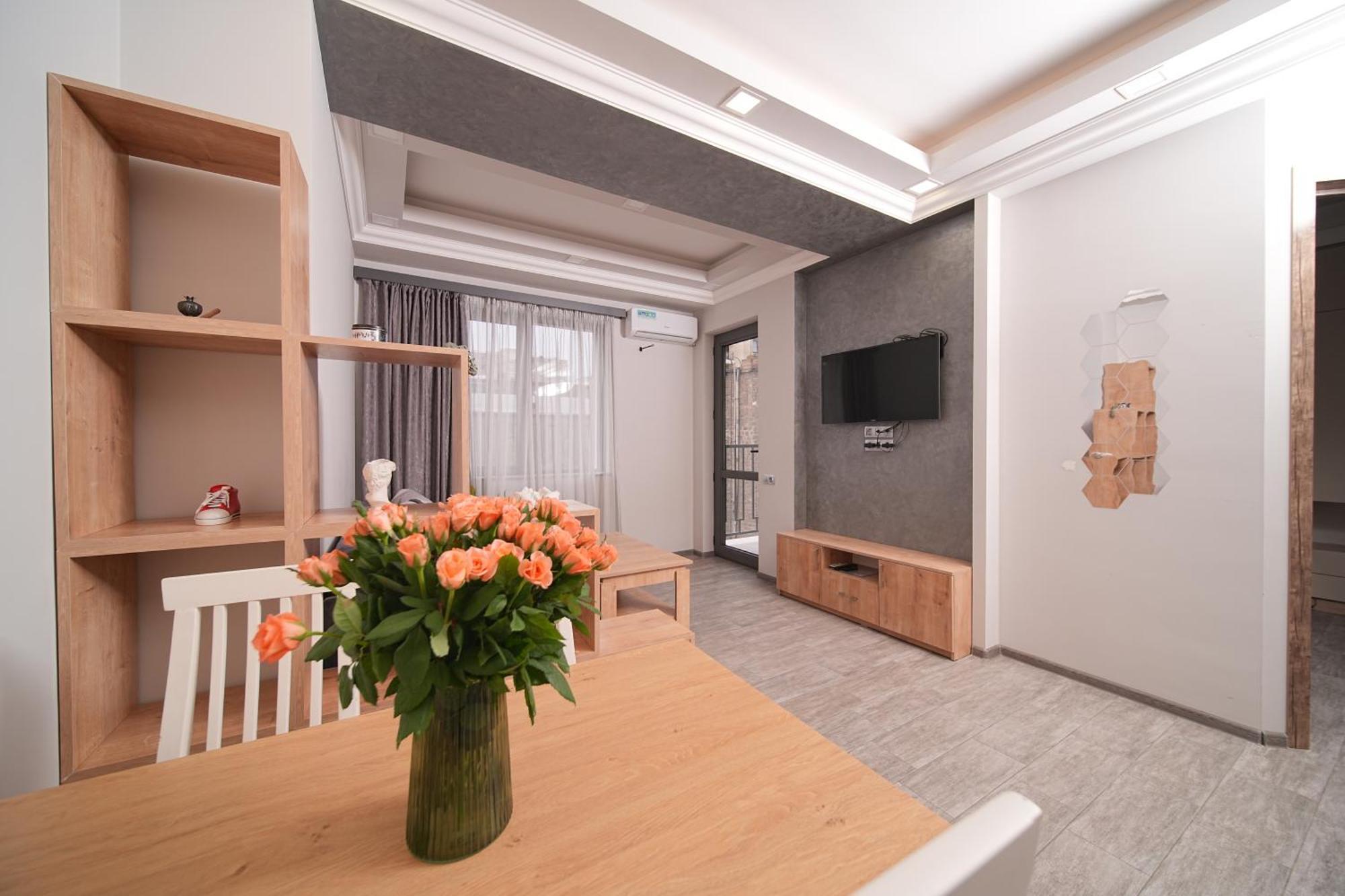 Cozy Apartments In The City Centre By Sweet Home Jerevan Eksteriør bilde