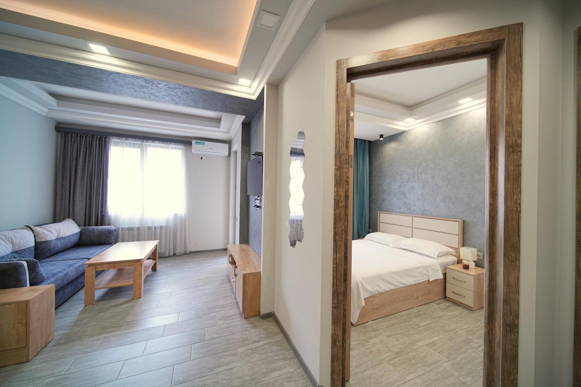 Cozy Apartments In The City Centre By Sweet Home Jerevan Eksteriør bilde
