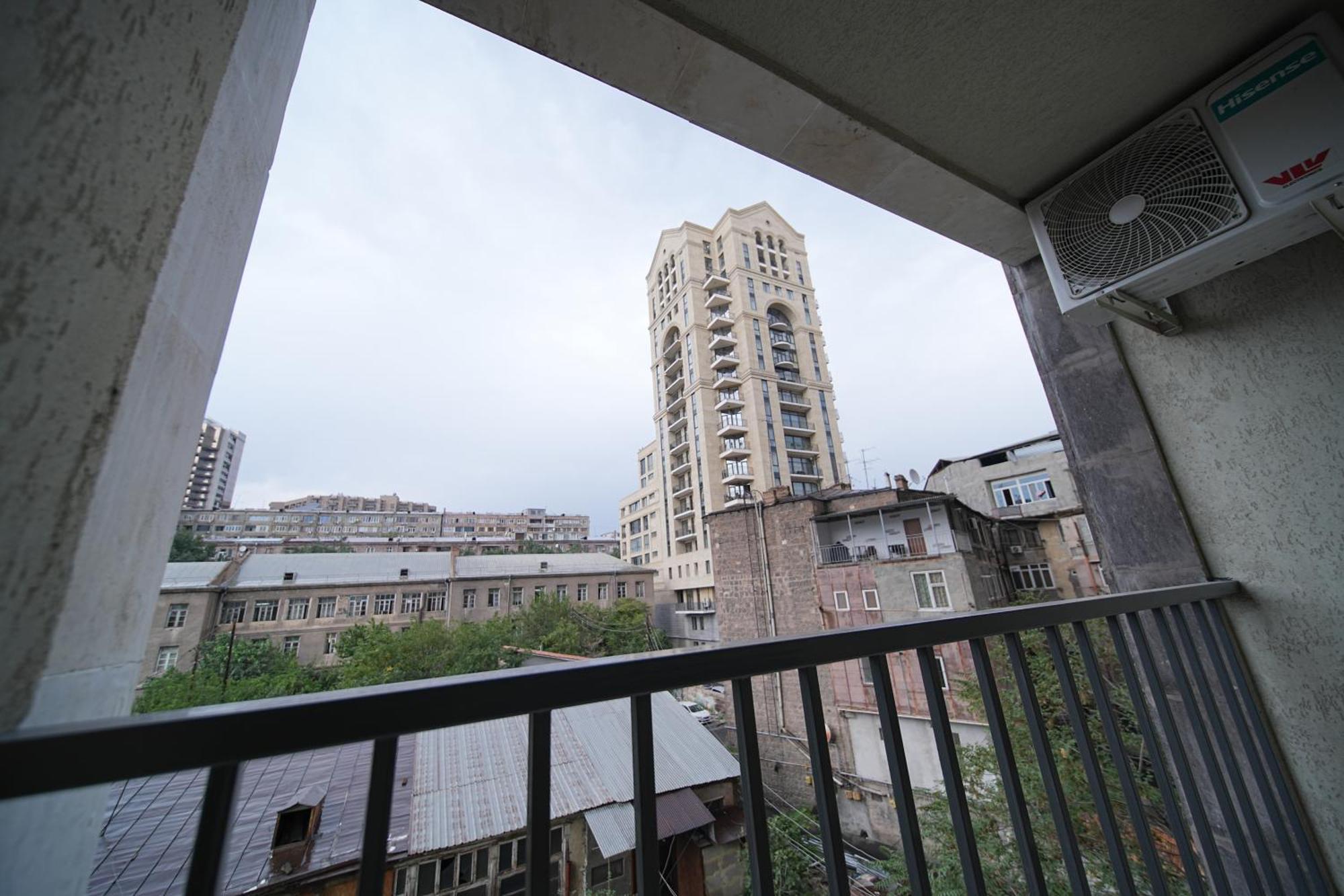 Cozy Apartments In The City Centre By Sweet Home Jerevan Eksteriør bilde